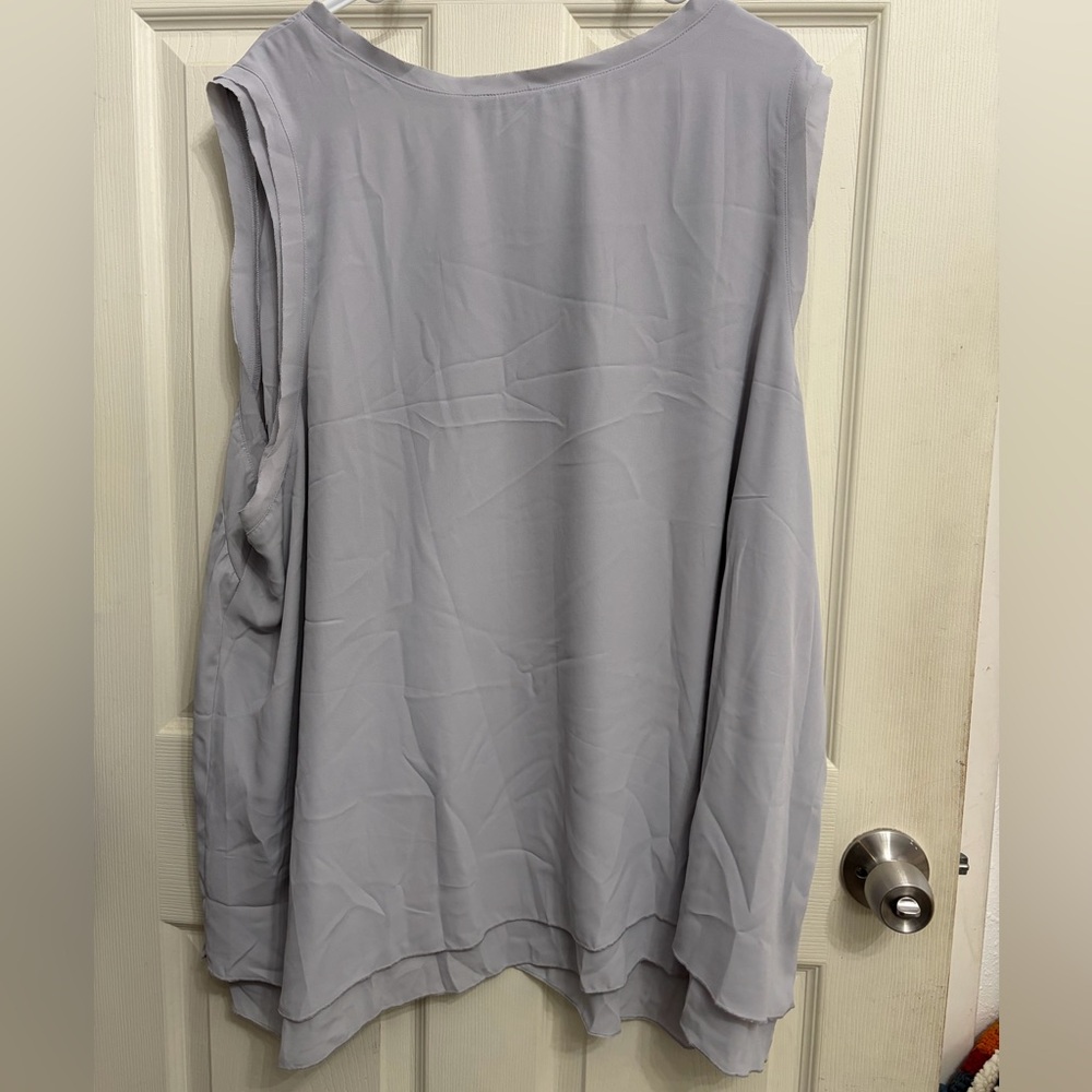 Melissa McCarthy Seven7 Gray Sleeveless Blouse womens size 4X - Picture 3 of 3